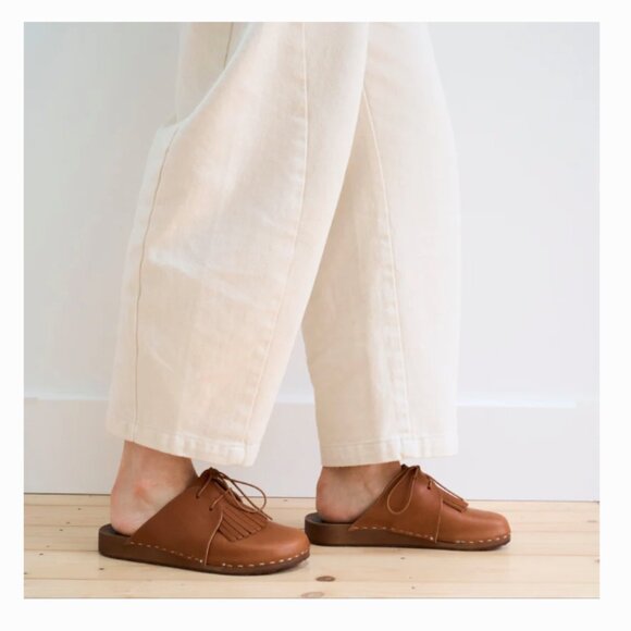 Kit + Clogs Studio Cumin Original Flex Base Loaf Clogs - Picture 13 of 13